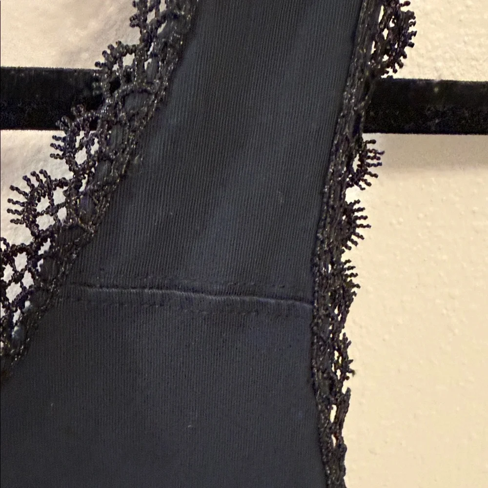 AC/DC Black Lace-Trim Logo Crop Top - Picture 3 of 5